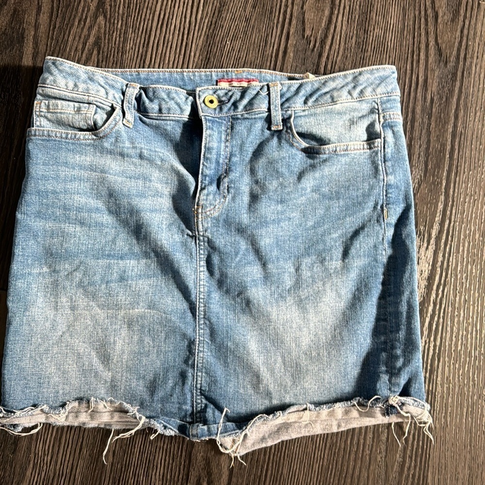 🍍TOMMY HILFIGER JEAN SKIRT🍍sz 12🍍P1